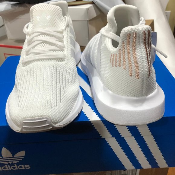 adidas Swift Run Women's White Trainers - Picture 14 of 15